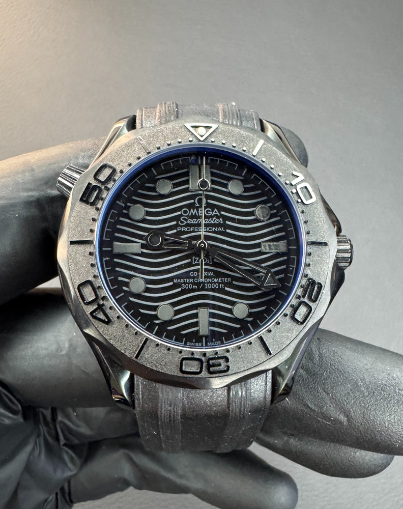 Omega Seamaster Co-Axial 40mm Aço OxBlack, Mostrador Preto